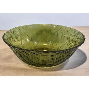 Vintage 70s Anchor Hocking Avocado Green Glass Basket Weave Serving Bowl